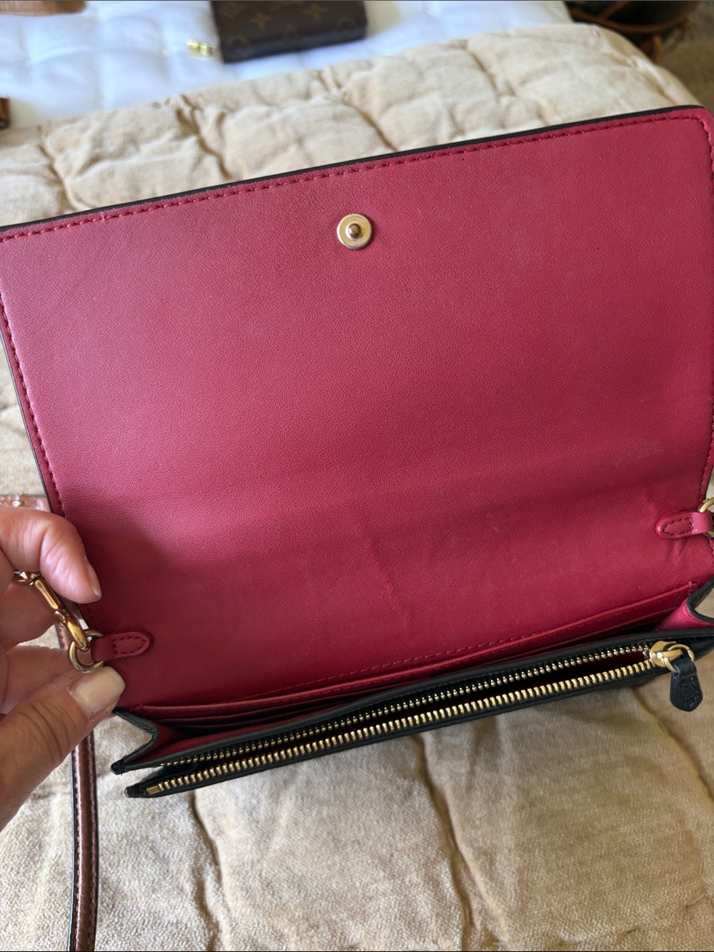 Coach Black Pebbled Leather Crossbody Wallet with Brown Strap - Picture 3 of 5